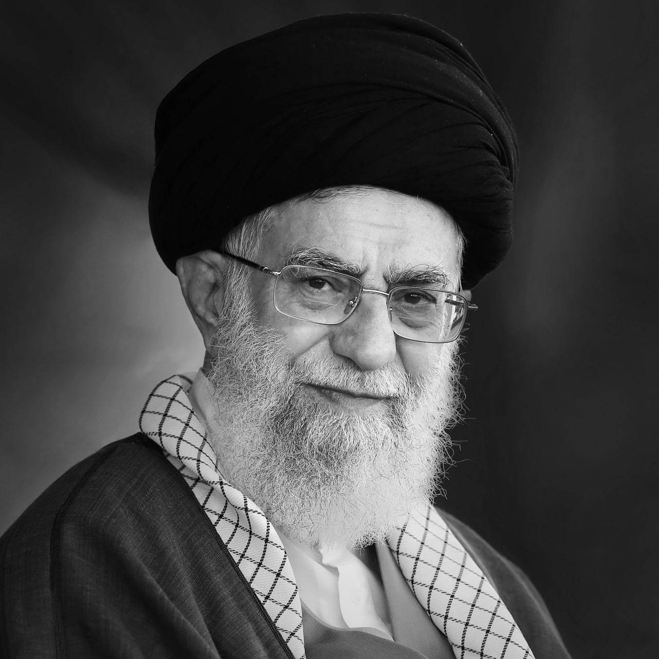 پیام تسلیت تیم مدیریتی بیمارستان در پی شهادت رهبر معظم انقلاب شهید امام سید علی حسینی خامنه ای  