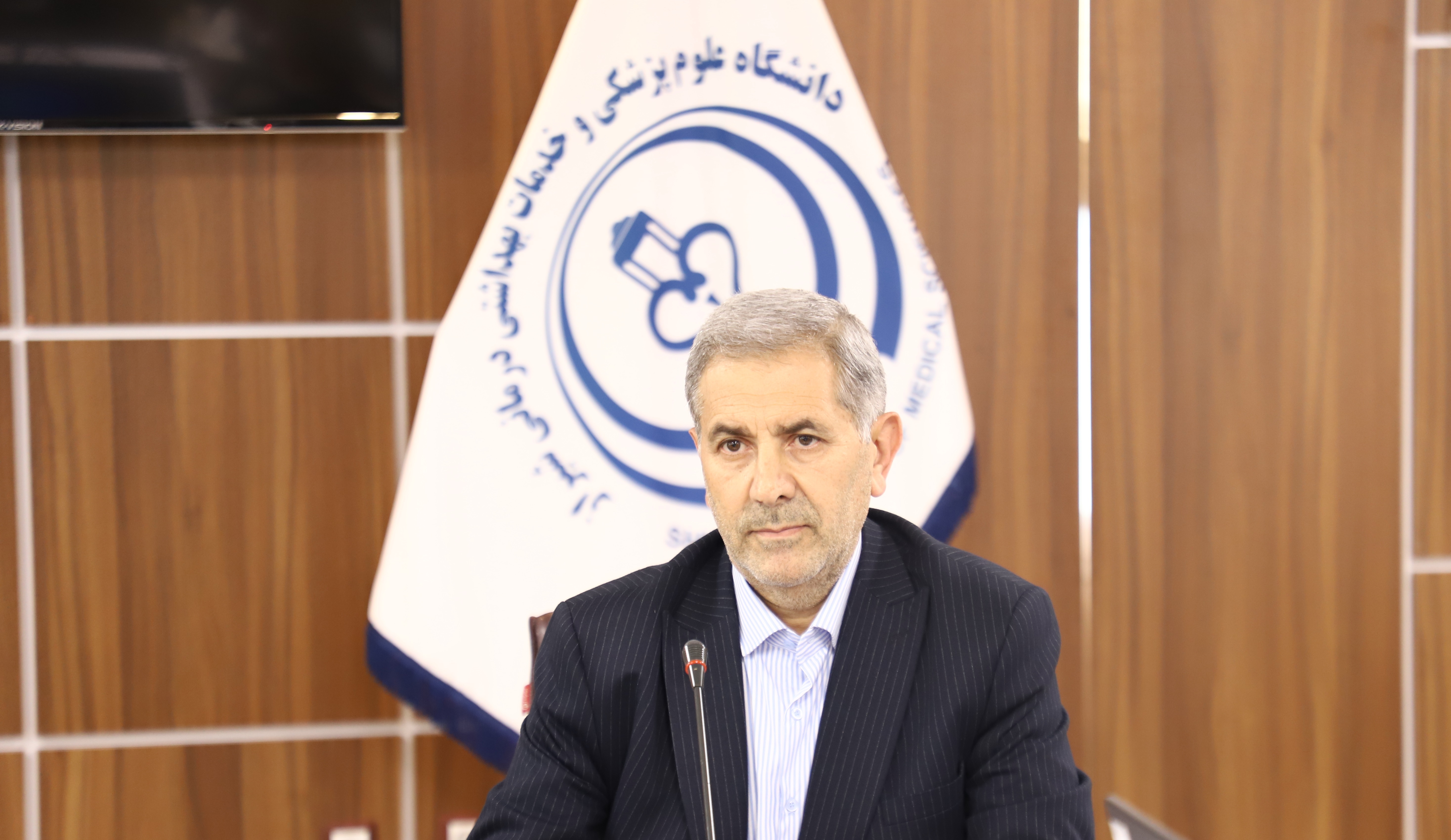 مخالفت رئیس دانشگاه علوم پزشکی شیراز با درخواست استعفا معاون توسعه مدیریت و منابع دانشگاه