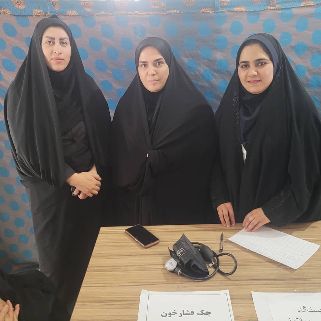 برگزاری ایستگاه سلامت به مناسبت روز پرستار در حسینیه سعادت‌شهر